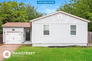 229 W 8th St, Edmond, OK 73003
