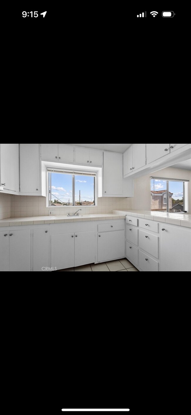 4302 W 165th St unit 4302, Lawndale, CA 90260 - photo 6