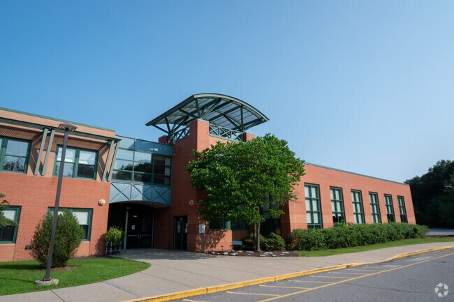 Florence Sawyer School provides a public education.