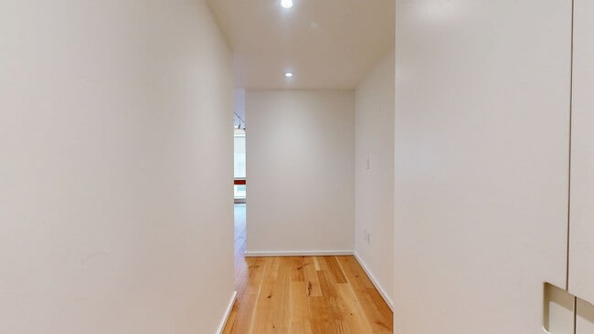 120 Riverside Boulevard unit 10W, New York, NY 10069 - photo 2