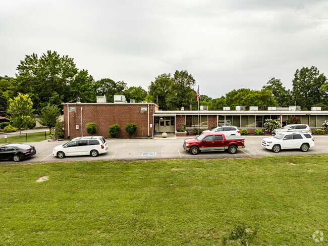 Smyrna West Alternative School front entrance