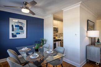 44 Hill St, Morristown, NJ 07960