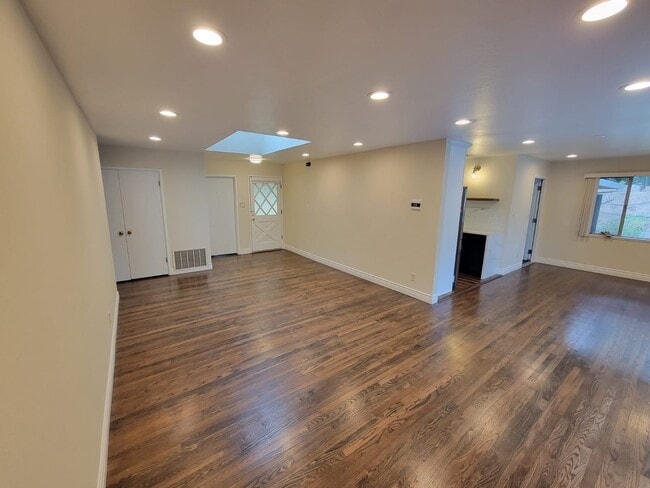 4380 Entrada Dr, Pleasanton, CA 94566 - photo 6