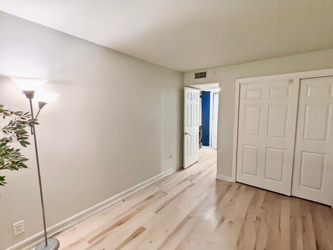 Galt Ocean Terrace unit 805, Fort Lauderdale, FL 33308 - photo 7