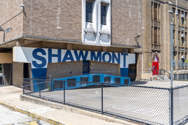 Shawmont School has scored an overall C rating from Niche.