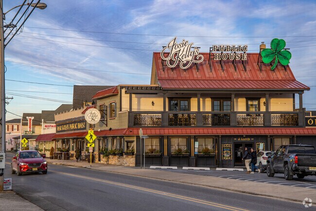Shore Road houses many of the businesses and restaurants in Somers Point.