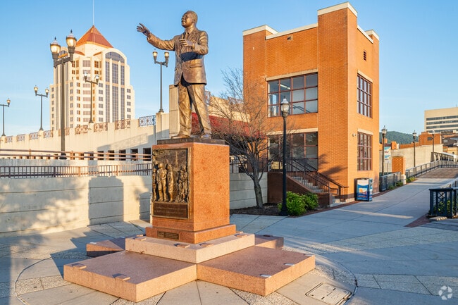 This statue of Martin Luther King Jr sits in front of the MLK memorial bridge in Roanoke.