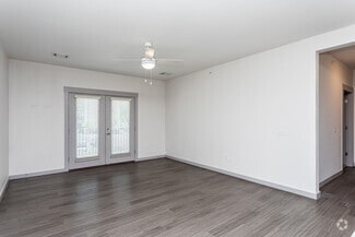 1555 S Crews Ln, Fayetteville, AR 72701