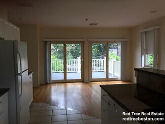 31 Channing St Unit 2, Newton, MA 02458