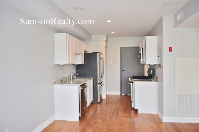 387 Wickenden St unit 12, Providence, RI 02903 - photo 4