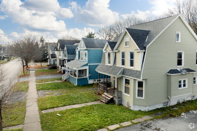 Brighton neighborhood properties tend to have small yards, but make up for it with spacious homes.