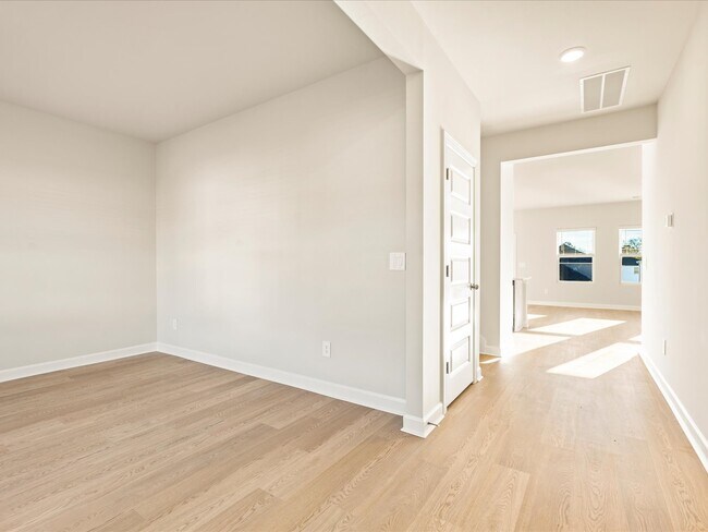 774 Treeline Rd, Moore, SC 29369 - photo 7