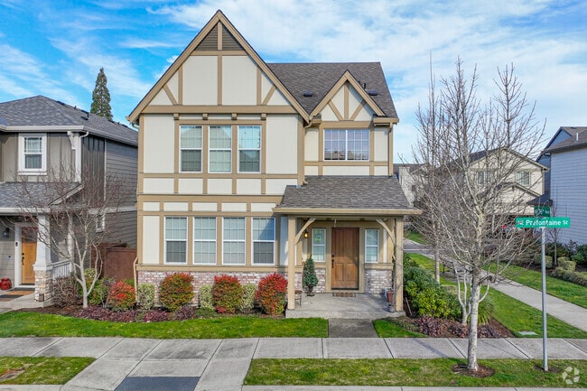 Classic home styles found throughout Hillsboro are modernized for new builds in Orenco Station.
