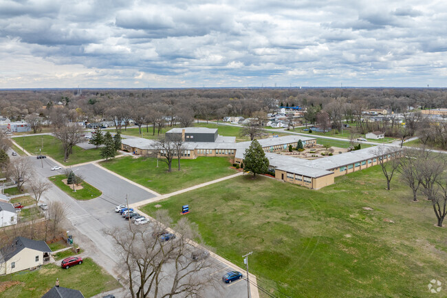 Henry S. Evans Elementary School Public Elementary School aerial front view.