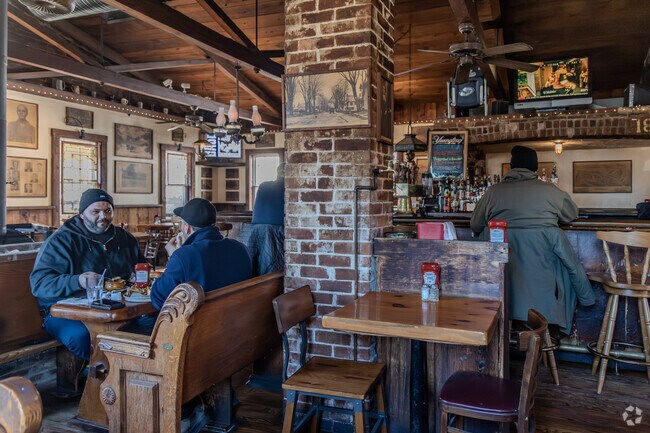 Bidwell's Tavern has served the community for many years, offering food, and drinks in Coventry.