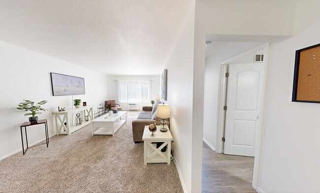 517 E Division St unit ID1253109P, Fond Du Lac, WI 54935 - photo 4