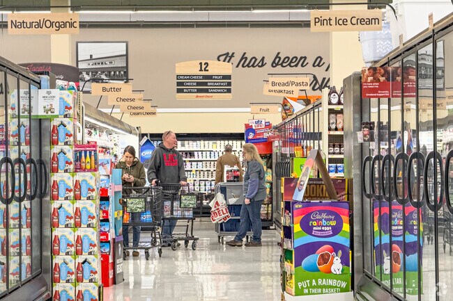 Huntley residents can shop at grocery stores like Jewel Osco.