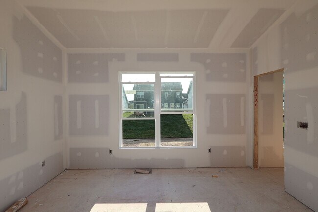 1558 Slippery Rail Dr, Plain City, OH 43064 - photo 4