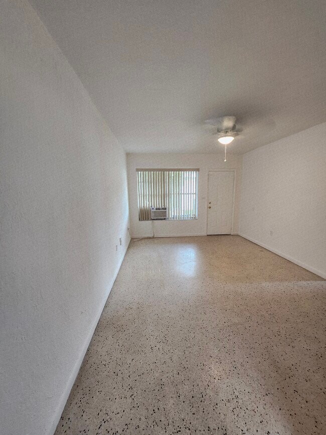 660 83rd St unit Apartment 4, Miami Beach, FL 33141 - photo 7