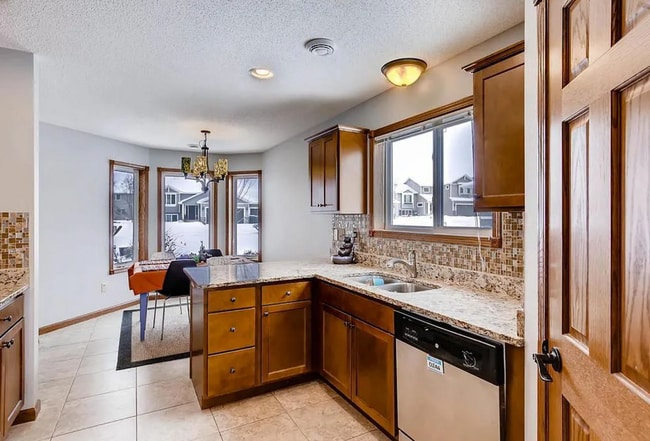 19 Meadowlark Dr, Hudson, WI 54016 - photo 2