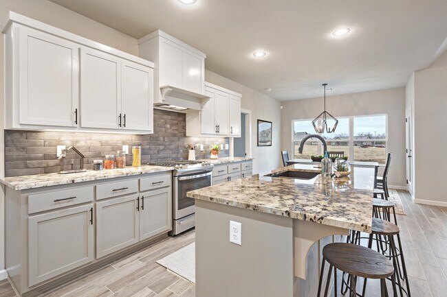 1305 Falls Dr, Sapulpa, OK 74066 - photo 6