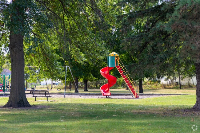 Ferguson-Fields Park is located in Waterloo, IA.