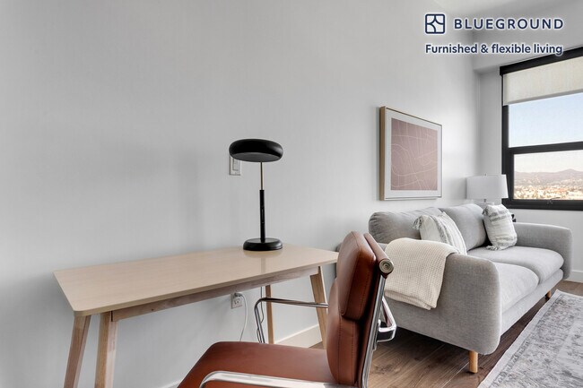 3345 Wilshire Blvd unit FL11-ID1419, Los Angeles, CA 90010 - photo 5