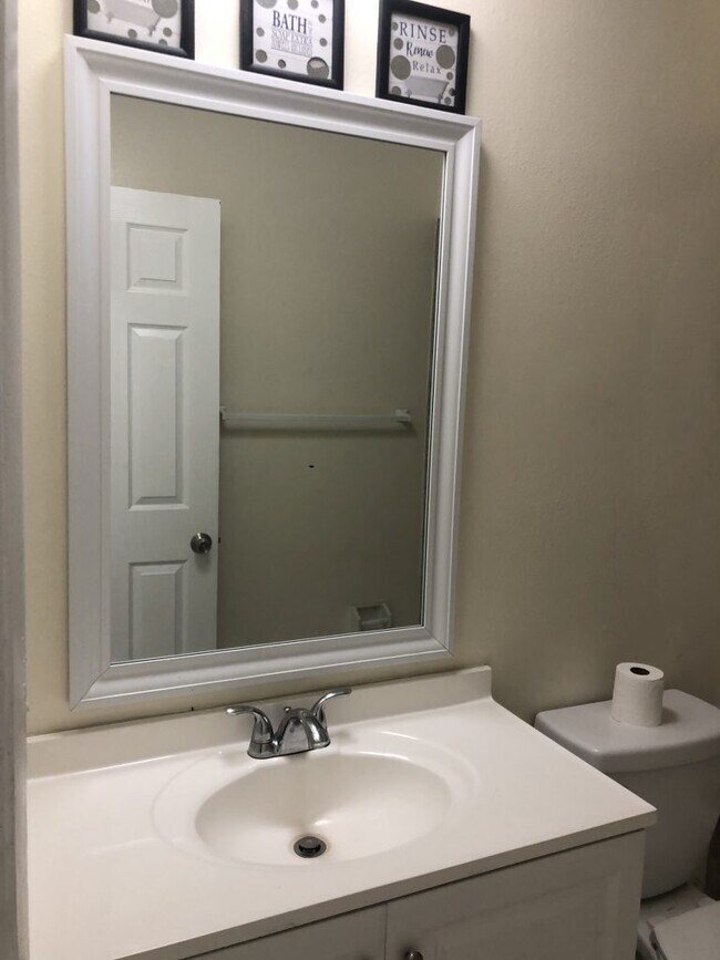 417 Woodrow Ave, Largo, FL 33770 - photo 5