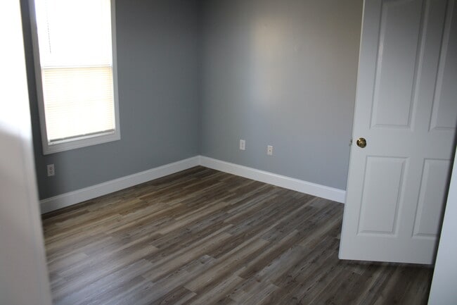 306 Chestnut Aly, Tullahoma, TN 37388 - photo 6