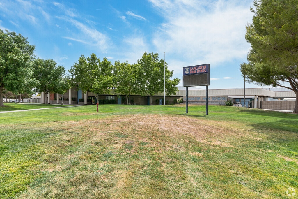 Lancaster High School is ranked #8,750 in the National Rankings.