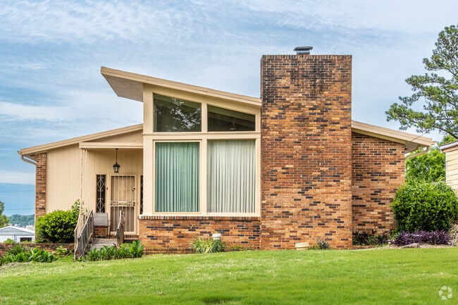 Surprising contemporary styles appear in East Thomas, Birmingham.