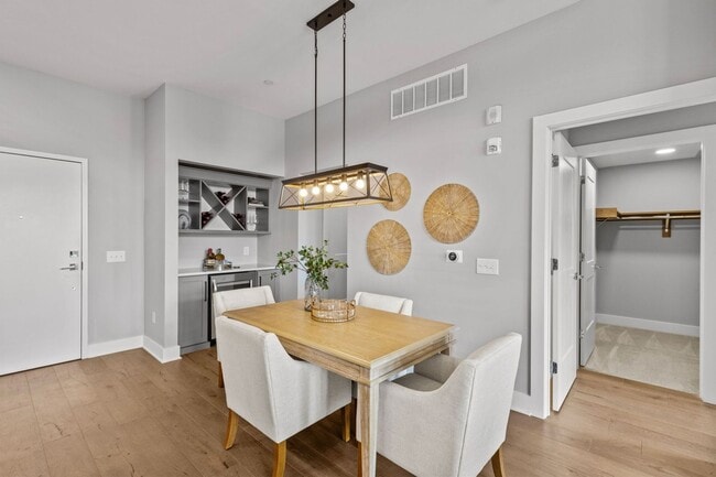 2401 Euclid Ave, Charlotte, NC 28203 - photo 6