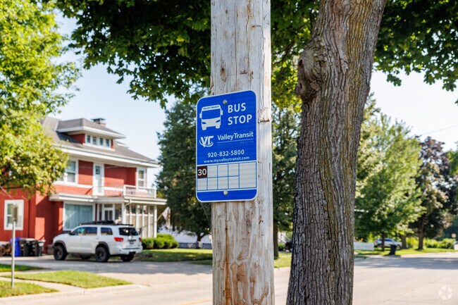 Old Third Ward is served by the Valley Transit public bus line.