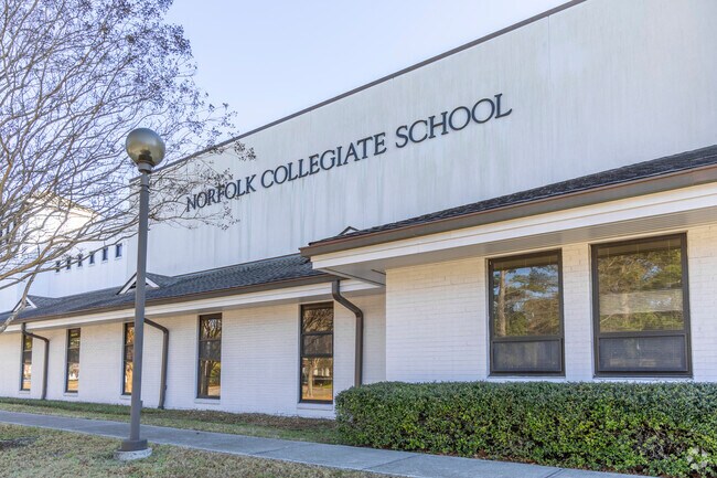 The faculty at Norfolk Collegiate School is committed to student success.