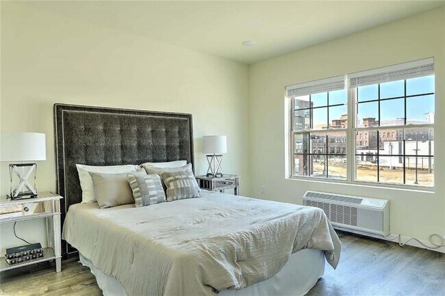 Pine Street Apartments, Pawtucket, RI 02860 - photo 6