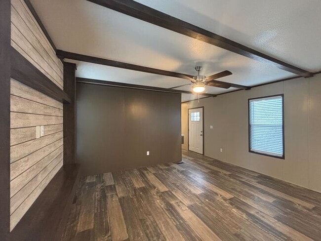 1612 N 6th St, Conroe, TX 77301 - photo 5