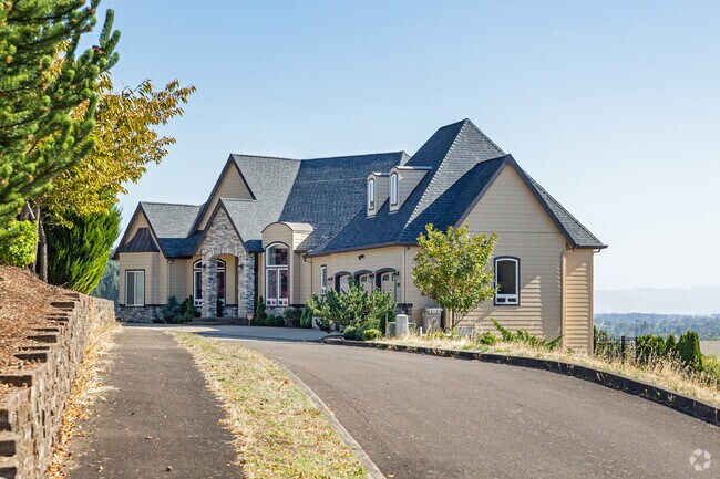 More upscale houses on hills with view of the town can be found in Northwest Corvallis, OR.