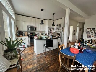 184 School St, Boston, MA 02119