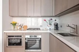 77 Charlton St Unit N8E, New York, NY 10014