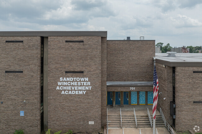 Sandtown-Winchester Achievement Academy is rated C-.
