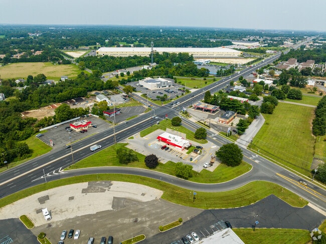 Willingboro residents have easy access to many retail and dining options.