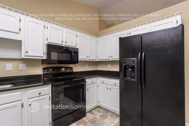 4688 Sterling Pointe Dr, Douglasville, GA 30135 - photo 7