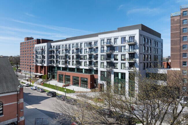 Edith Spurlock Sampson Apartments, Chicago, IL 60614 - photo 7