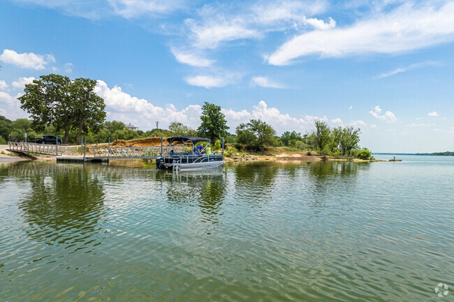 Water-bound adventures await at the Oak Point Boat Ramp in Oak Point.