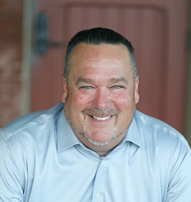 Dean Miller