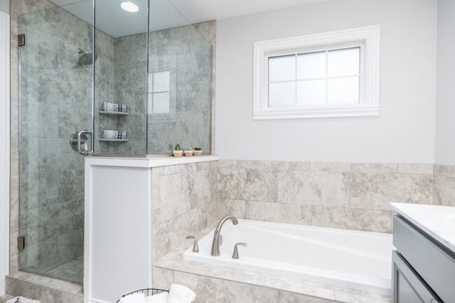 13201 Halle Dr unit 36681531, Evansville, IN 47725 - photo 6