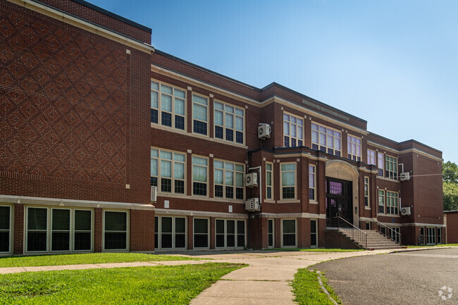 Bowe Elementary School is located in Chicopee, MA.