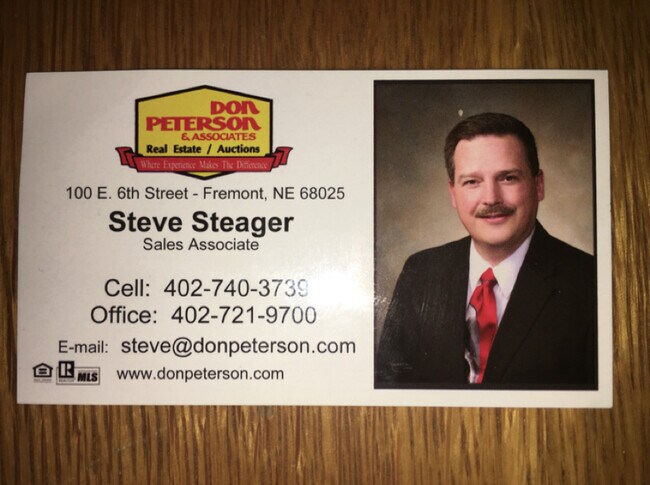 Agent Photo