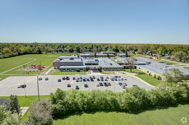 Holmes 3-6 STEM Academy offers a dynamic learning environment.