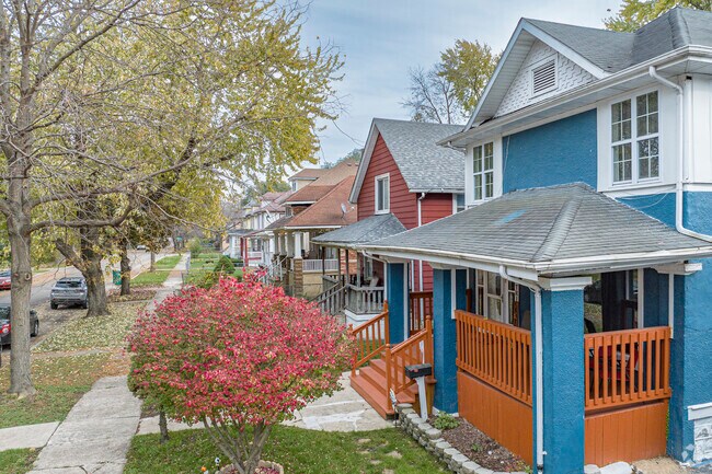 Older established neighborhoods make up the fabric of Southeast Joliet.